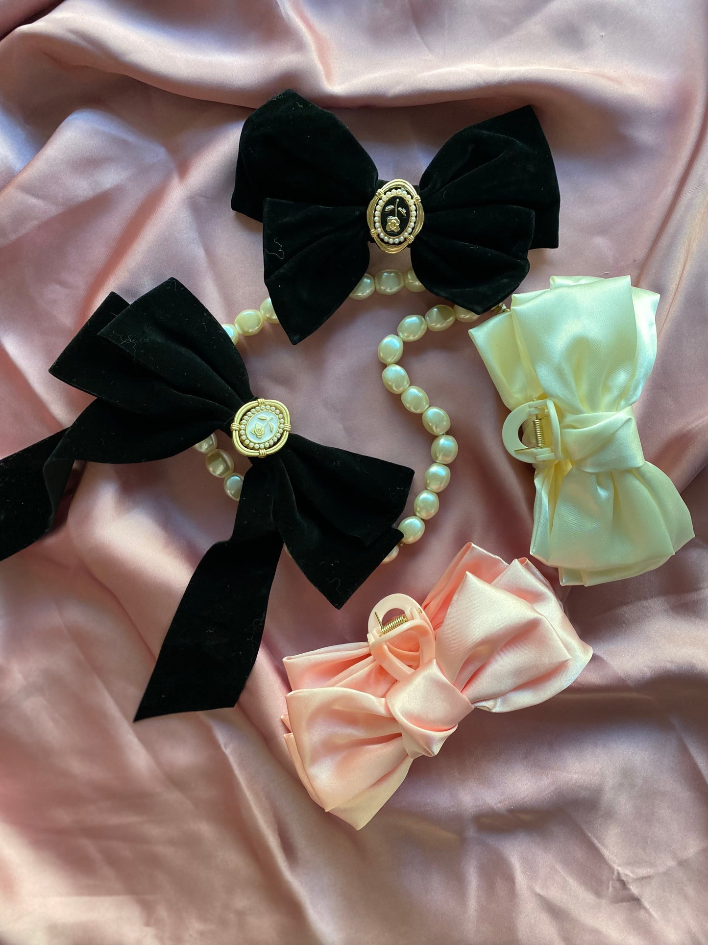 Bow Clip - Pink