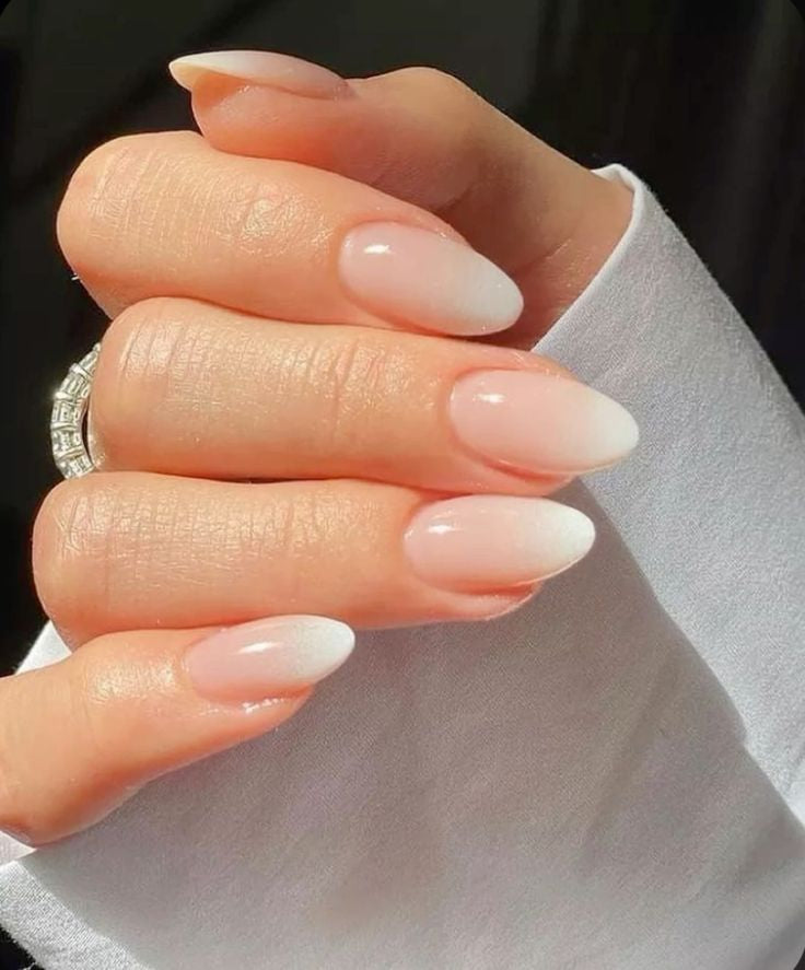 French Tips Ombre Nails - Almond